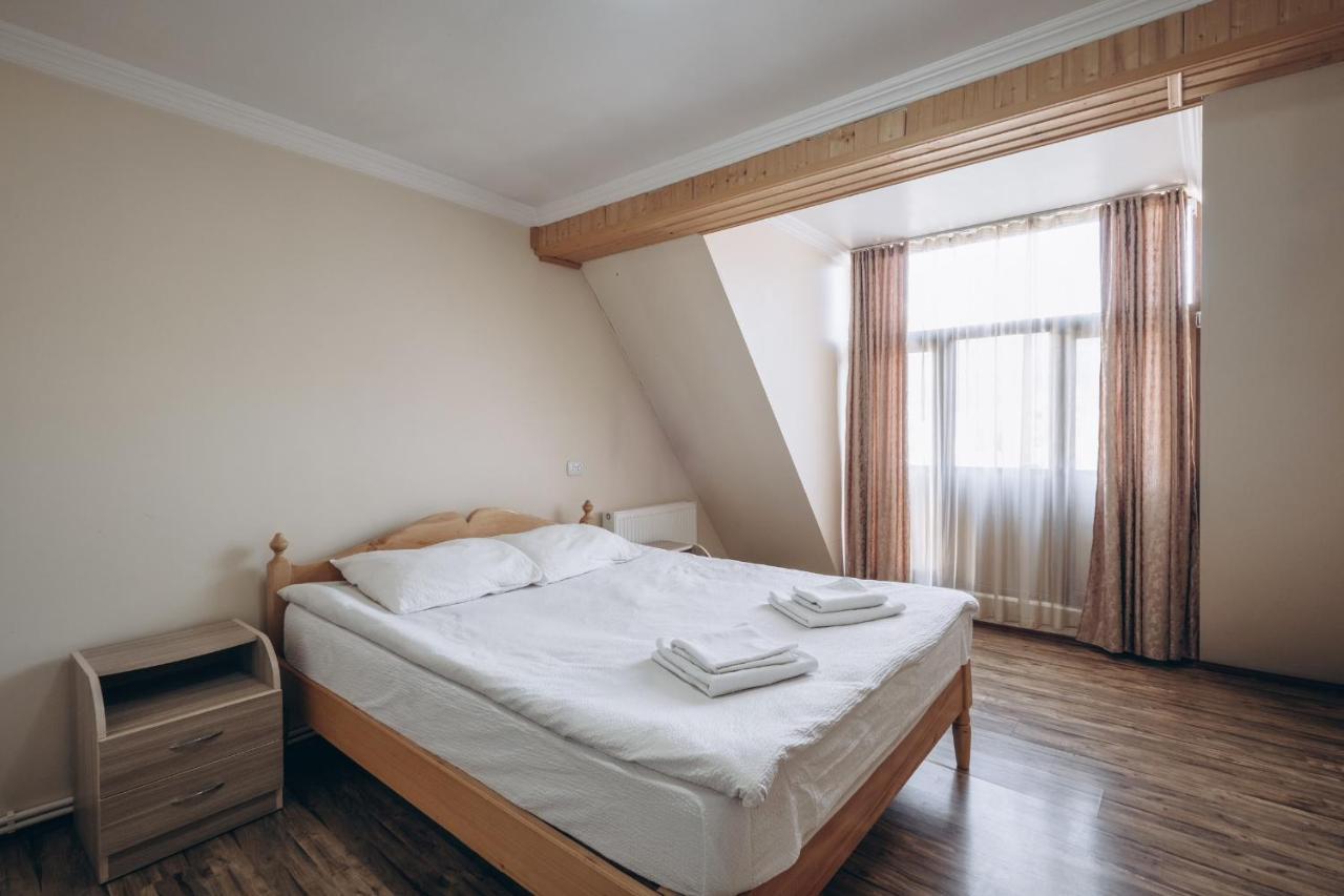 Mestiatour Guest House Bagian luar foto