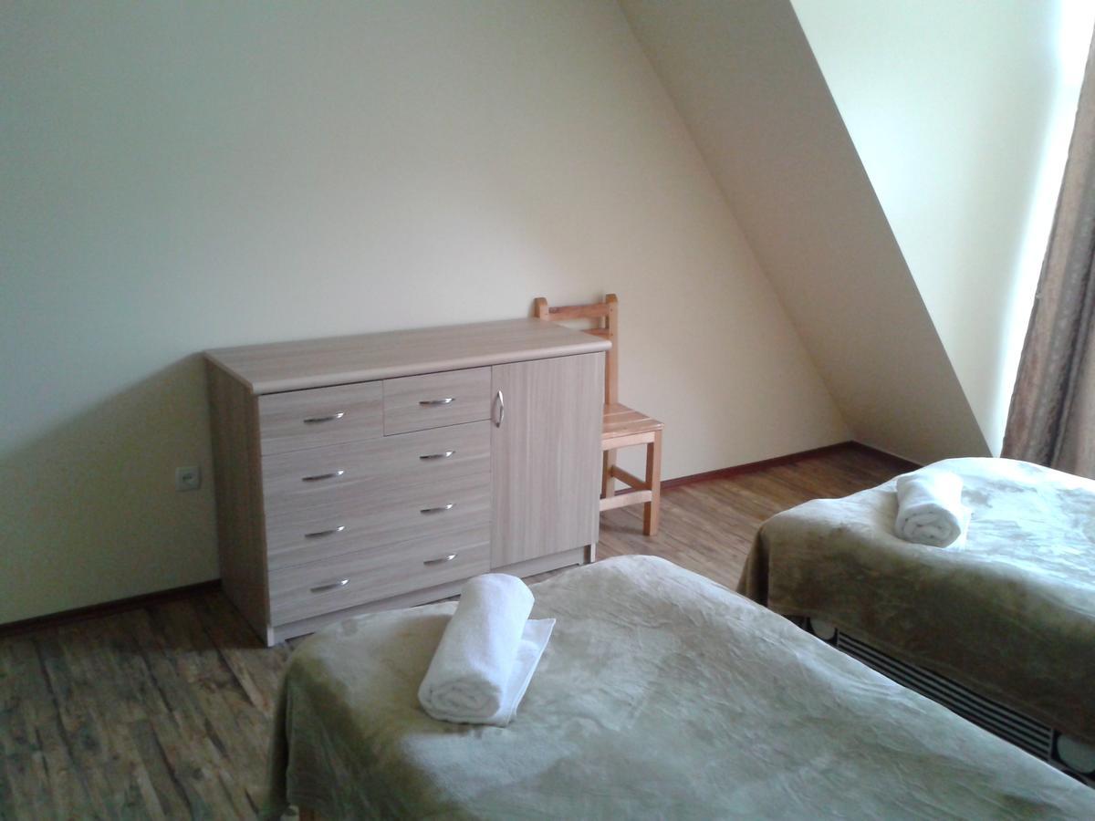 Mestiatour Guest House Bagian luar foto